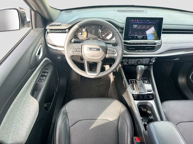 Used 2023 Jeep Compass Latitude AWD/4WD image 21