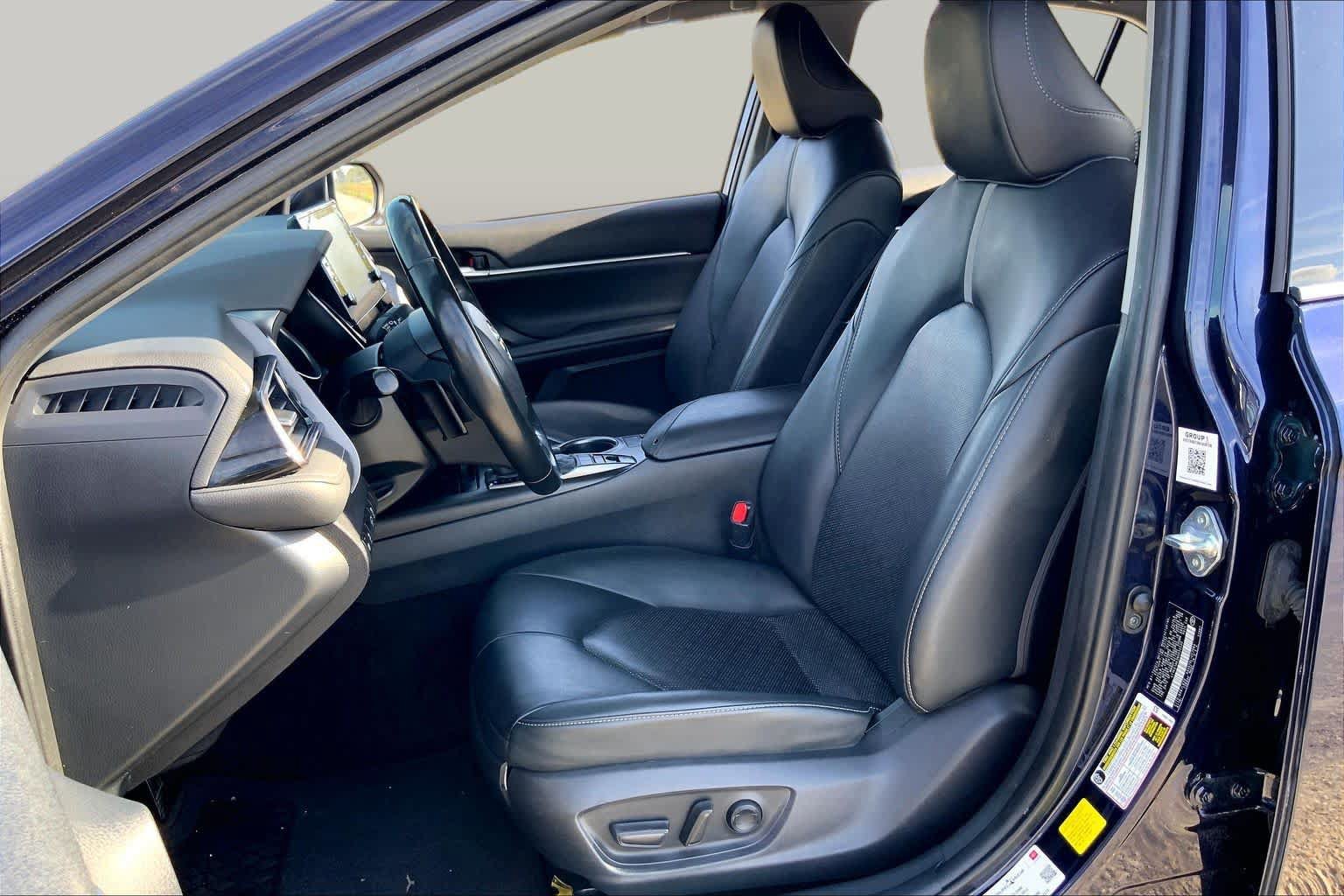 Used 2022 Toyota Camry XSE FWD image 8