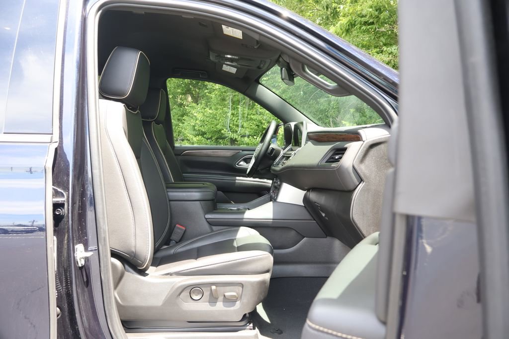 Certified 2024 Chevrolet Suburban Premier AWD/4WD image 42