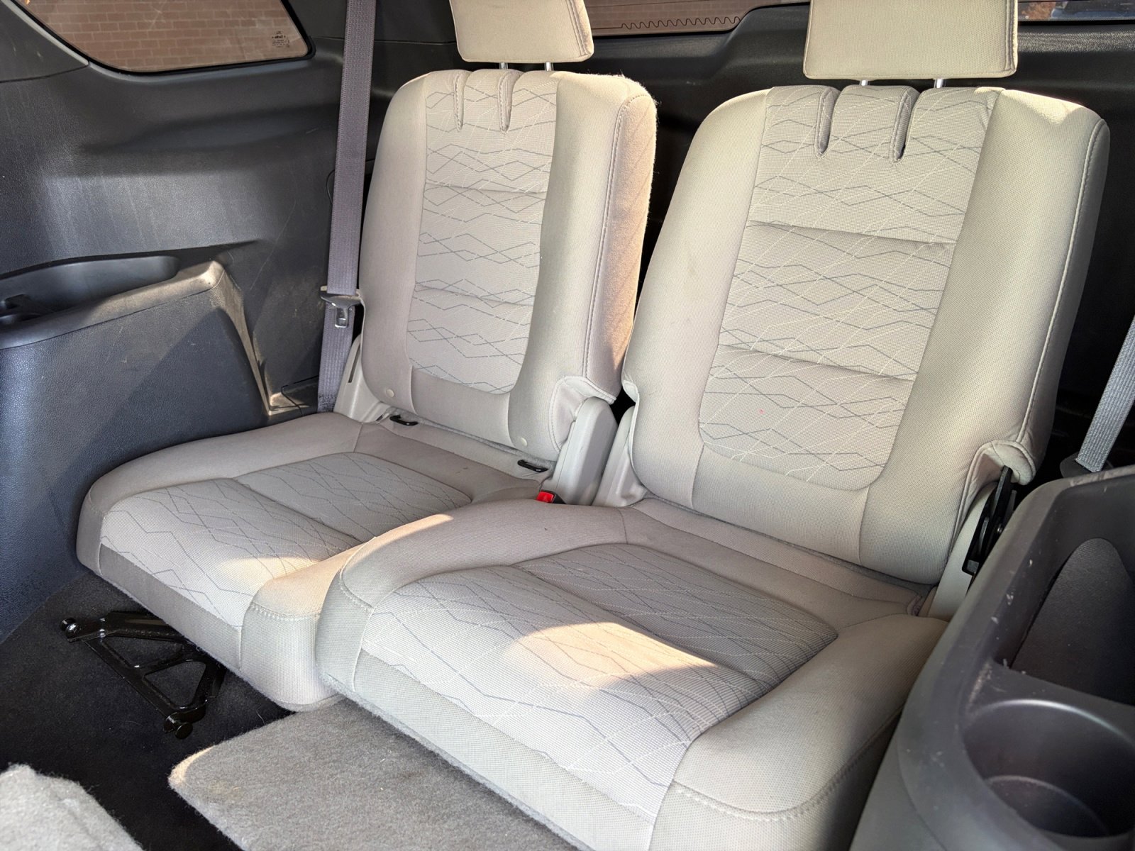 Used 2013 Ford Explorer FWD image 19