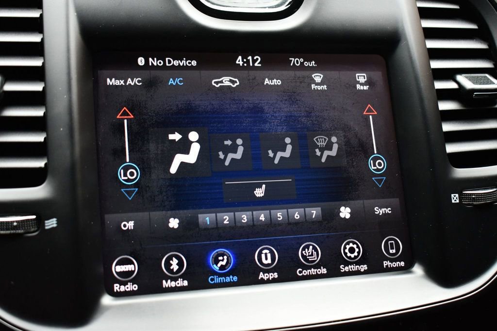 Used 2019 Chrysler 300 S image 49