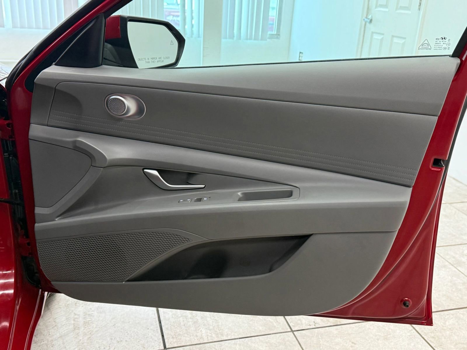 Used 2023 Hyundai Elantra SEL image 21