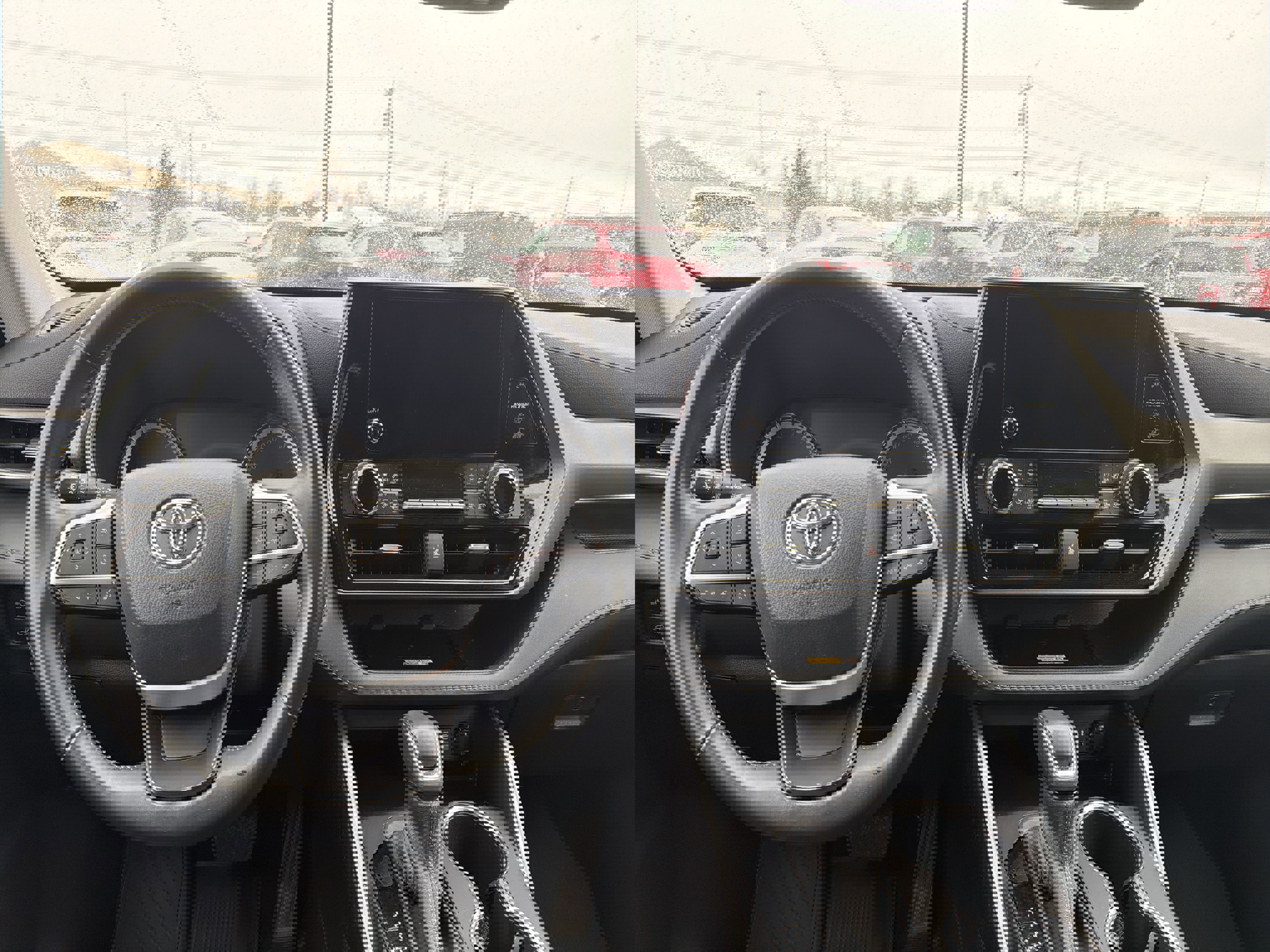 Used 2023 Toyota Highlander XLE image 13