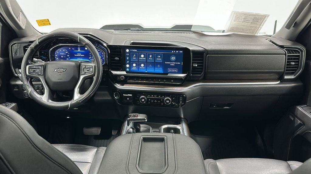 Used 2022 Chevrolet Silverado 1500 LT Trail Boss w/ LT Trail Boss Premium Package AWD/4WD image 10