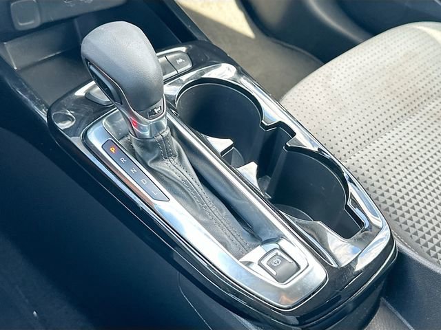 Used 2024 Chevrolet Trax LT image 16