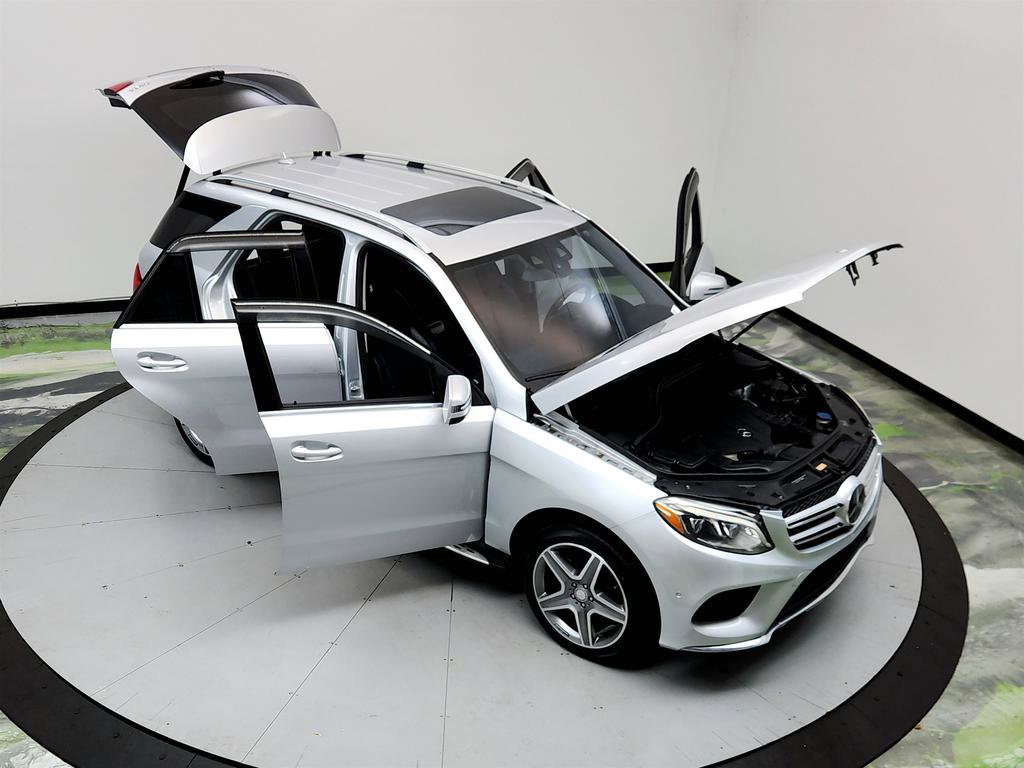 Used 2016 Mercedes-Benz GLE 400 4MATIC w/ Driver Assistance Package image 37