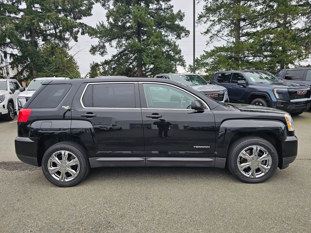 Used 2017 GMC Terrain SLE image 37