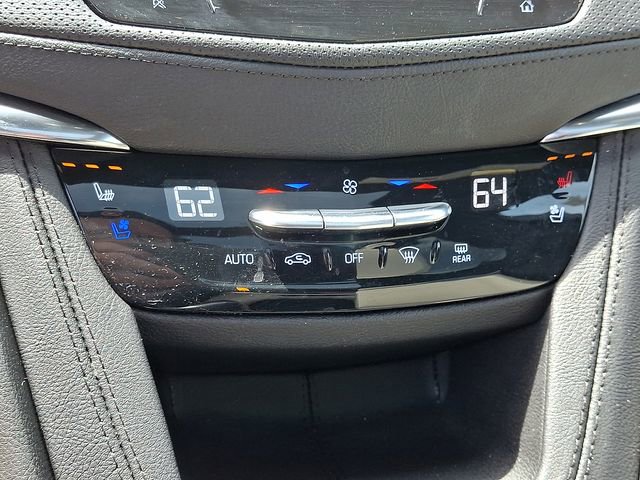 Used 2023 Cadillac XT5 Sportv w/ Technology Package AWD/4WD image 16