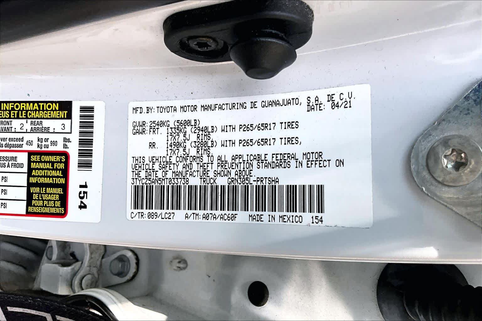 Certified 2021 Toyota Tacoma TRD Sport w/ TRD Premium Sport Package AWD/4WD image 34