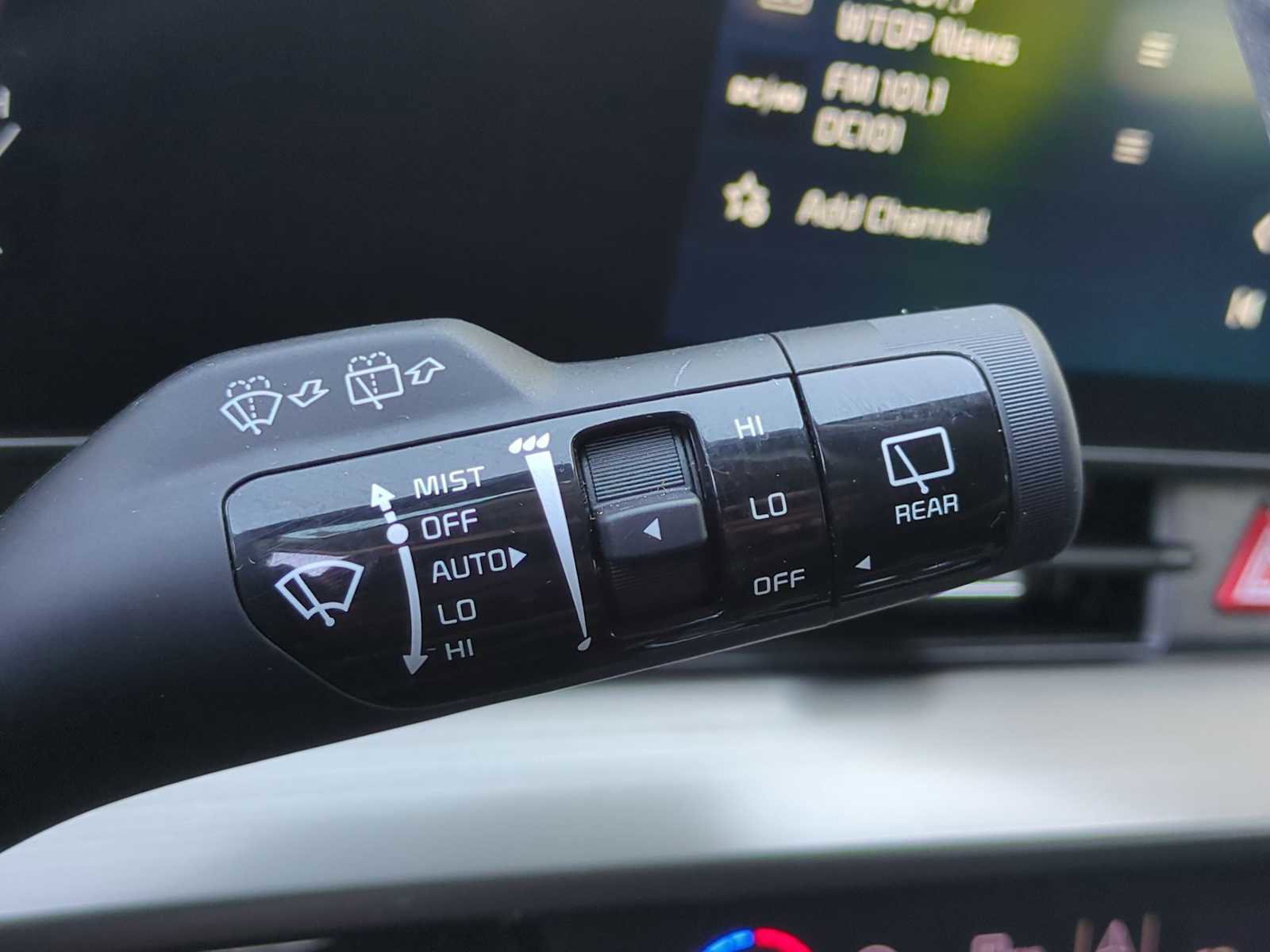 Used 2023 Kia Sportage EX image 26