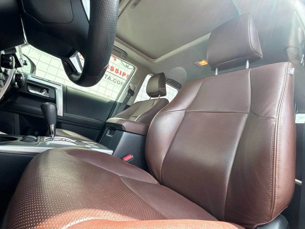 Used 2021 Toyota 4Runner Limited RWD image 12