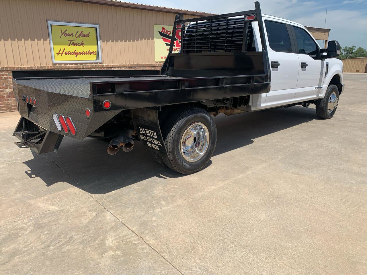 Used 2017 Ford F350 XL w/ Power Equipment Group AWD/4WD image 2