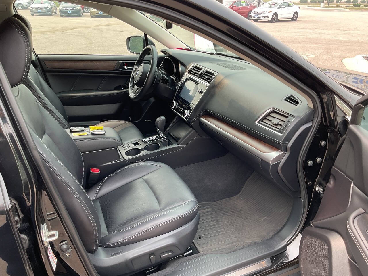Used 2018 Subaru Outback 3.6R Limited AWD/4WD image 43