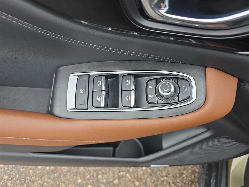 Used 2022 Subaru Outback Touring image 29