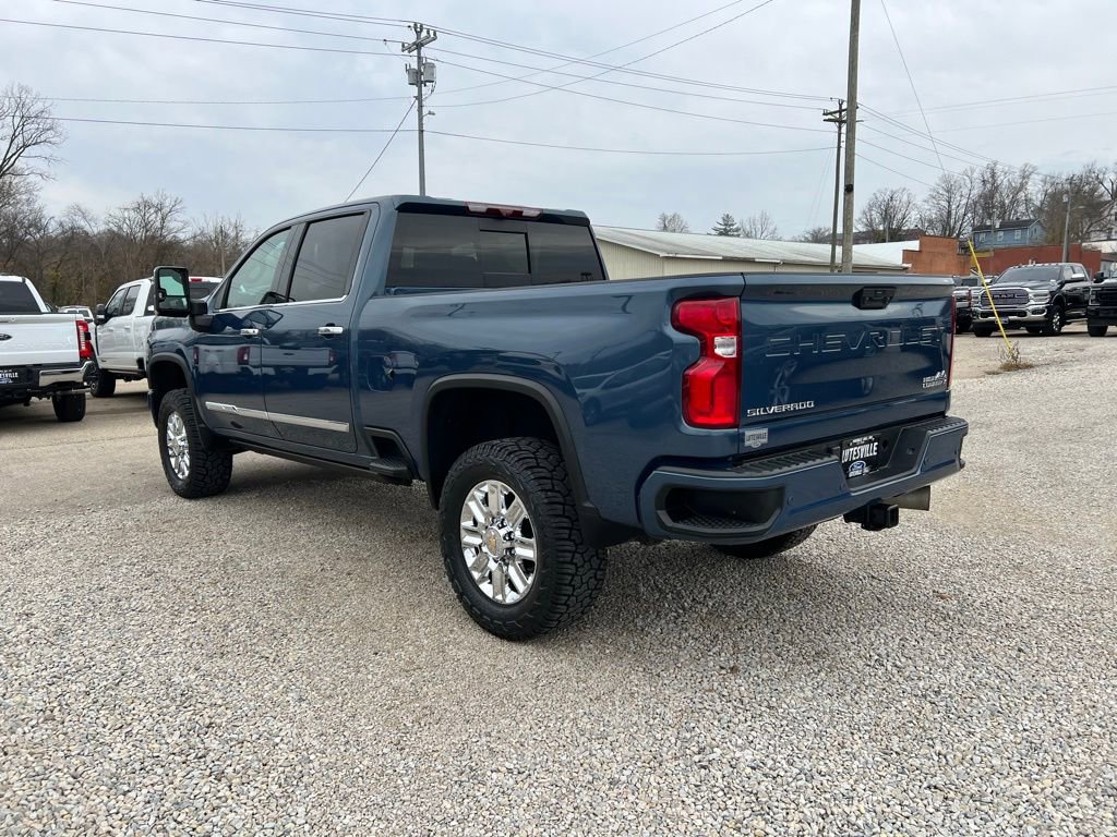 Used 2024 Chevrolet Silverado 3500 High Country w/ High Country Premium Package image 6