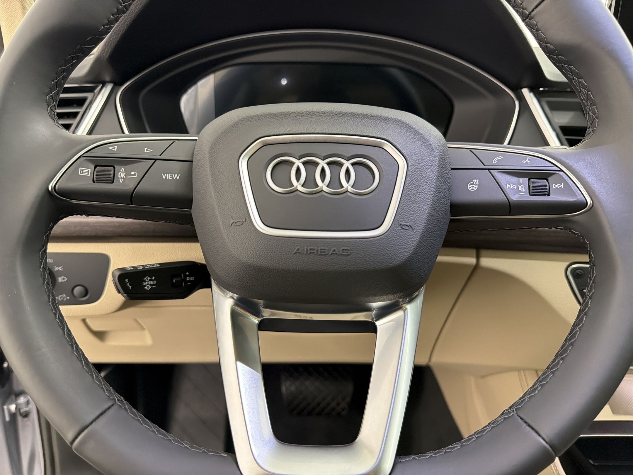 Certified 2025 Audi Q5 2.0T Premium Plus AWD/4WD image 17