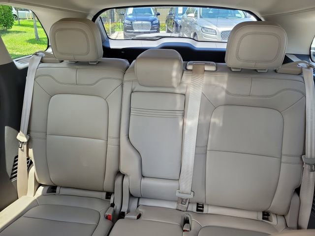 Certified 2022 Lincoln Corsair FWD image 12