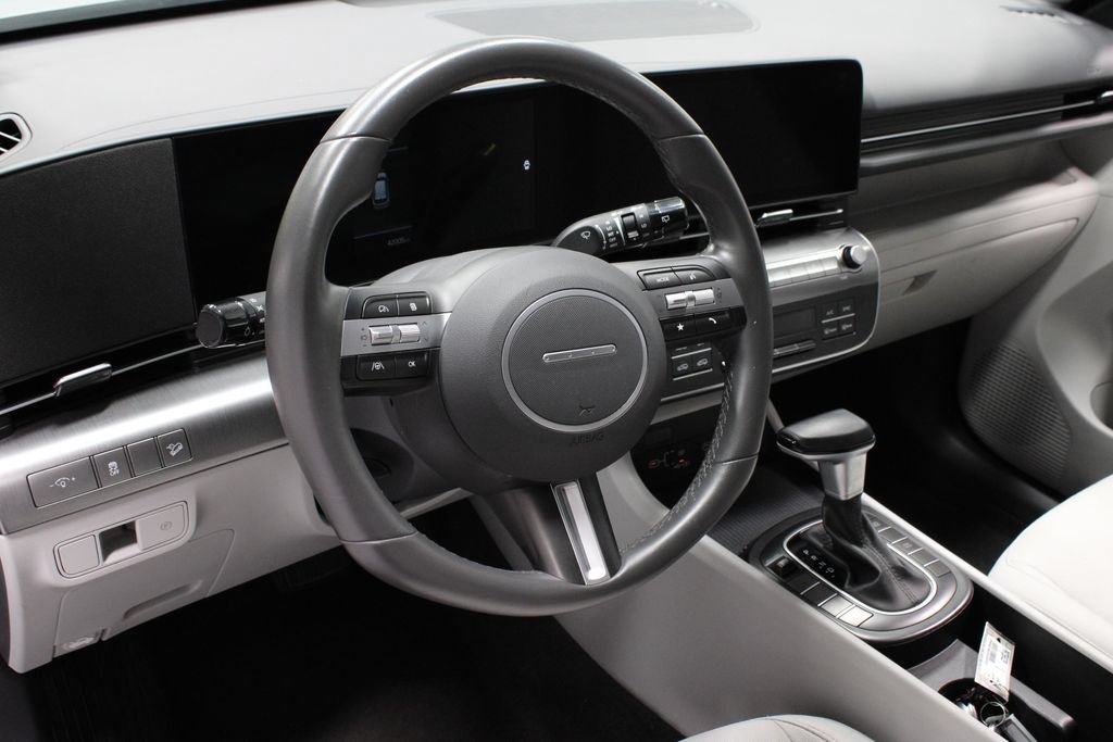 Certified 2025 Hyundai Kona SEL FWD image 26