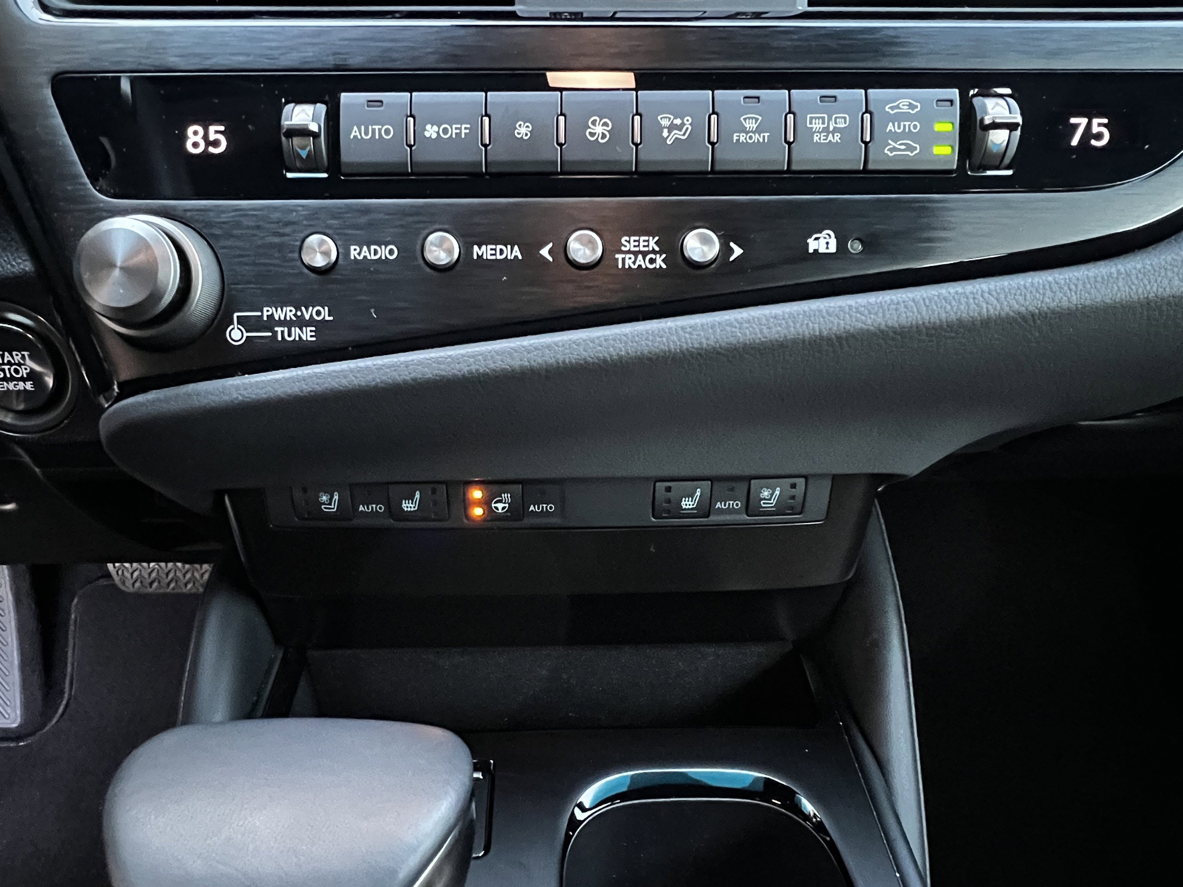 Used 2024 Lexus ES 350 w/ Premium Package image 26