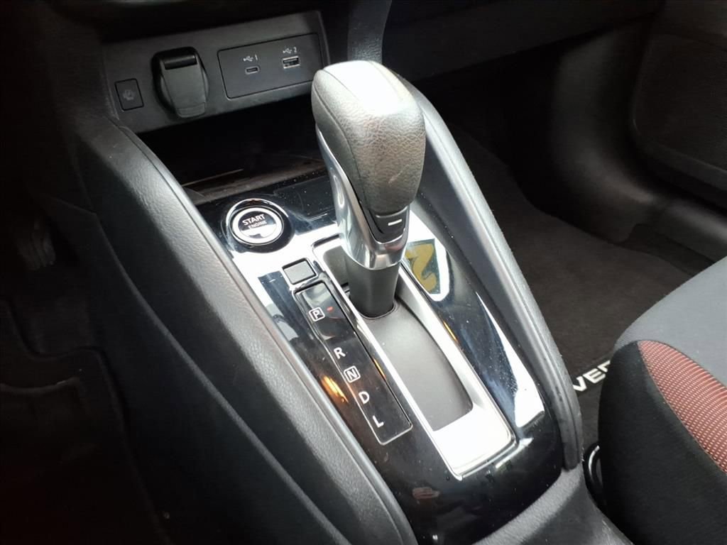 Used 2023 Nissan Versa SR w/ Trunk Package image 13