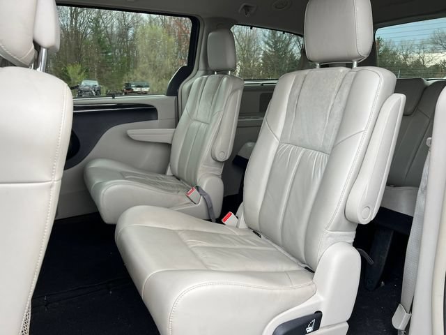 Used 2012 Chrysler Town & Country Limited FWD image 24