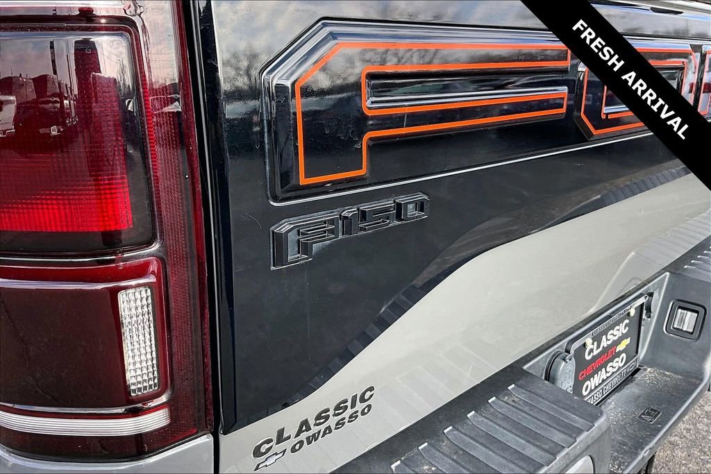 Used 2018 Ford F150 Raptor w/ Equipment Group 802A Luxury image 23