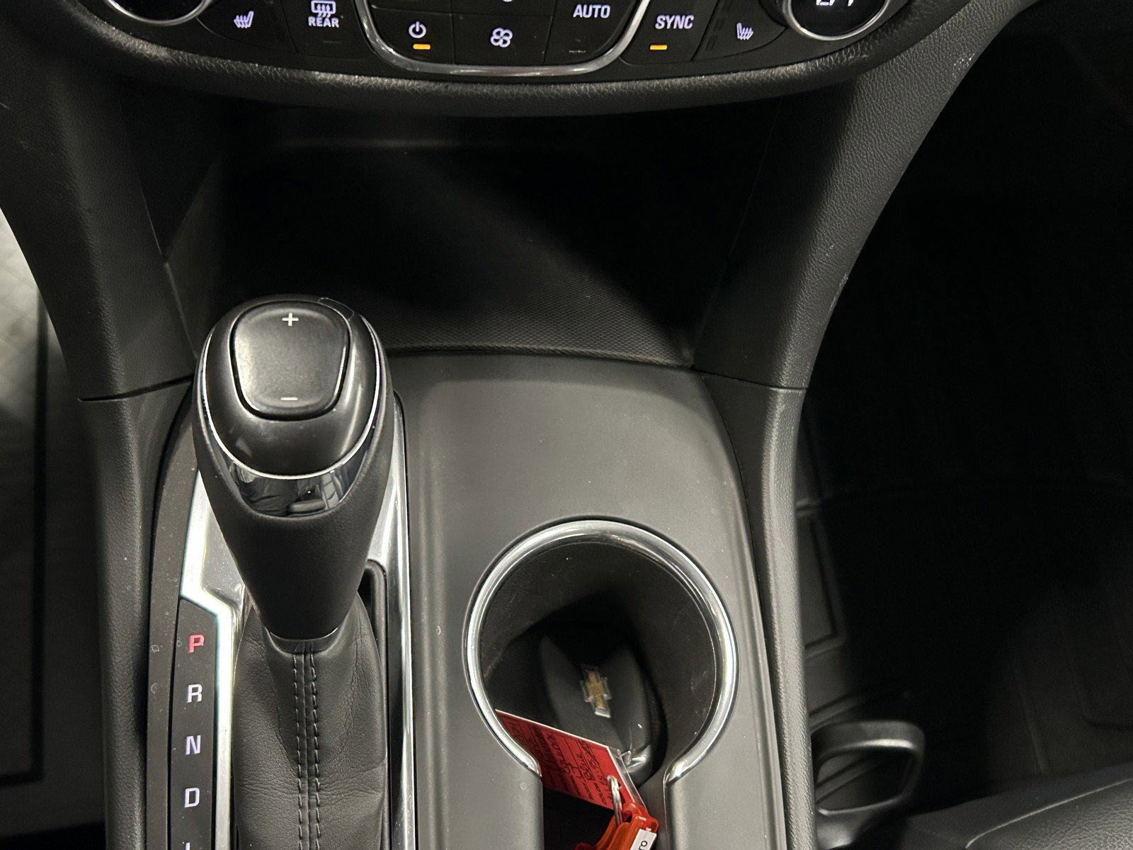 Used 2018 Chevrolet Equinox LT w/ Sun & Infotainment Package image 32