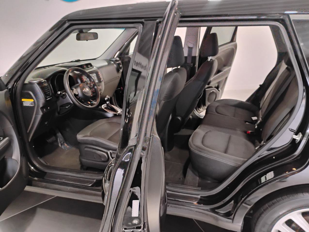 Used 2019 Kia Soul + FWD image 6
