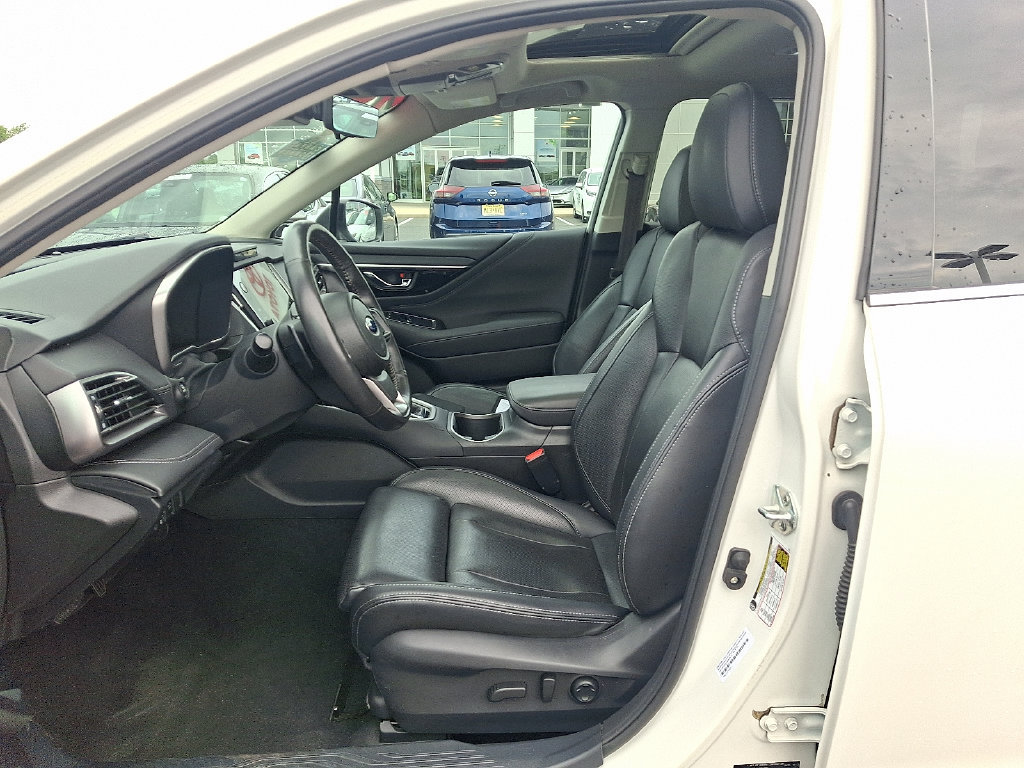 Used 2024 Subaru Outback Touring XT AWD/4WD image 14