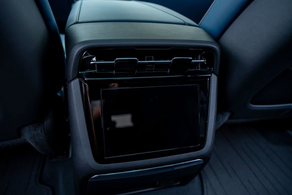 Used 2025 Cadillac Escalade IQ Luxury 2 w/ LPO, Premium Carpet Package AWD/4WD image 52