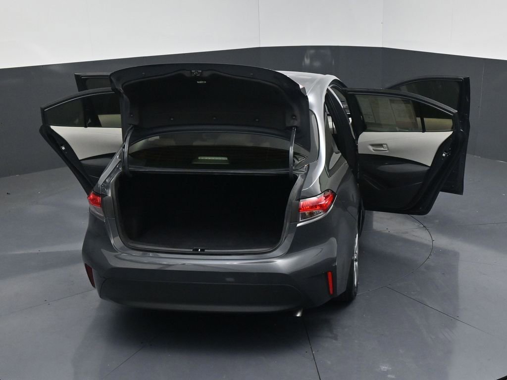 Used 2023 Toyota Corolla LE image 20
