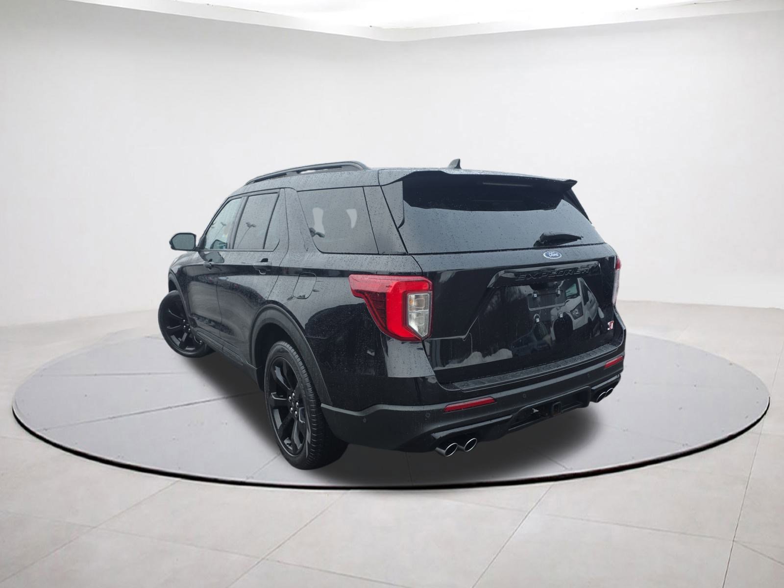 Used 2021 Ford Explorer ST w/ Equipment Group 401A image 5