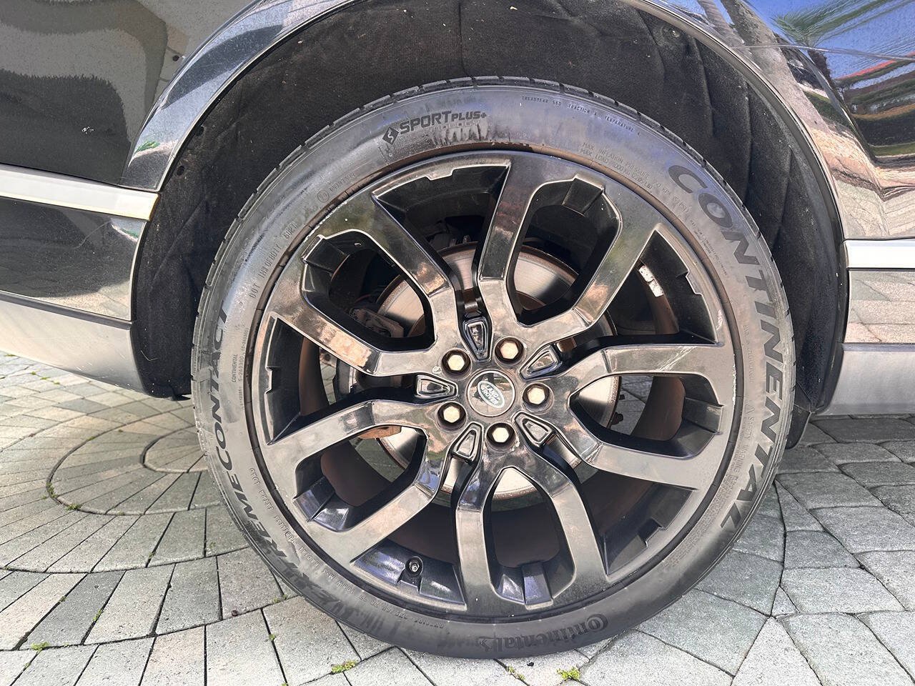 Used 2015 Land Rover Range Rover Supercharged AWD/4WD image 37