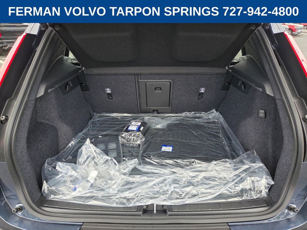 New 2026 Volvo XC40 B5 Ultra w/ Protection Package Premier AWD/4WD image 17