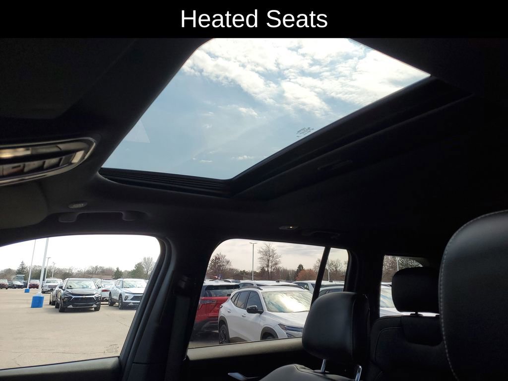 Used 2023 Jeep Grand Cherokee Altitude AWD/4WD image 7