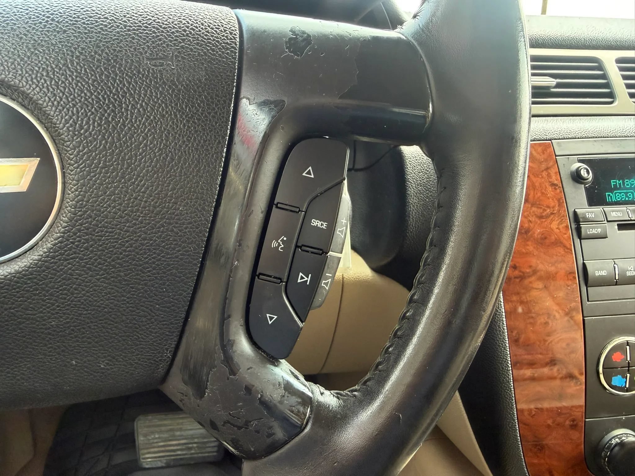 Used 2008 Chevrolet Suburban LT w/ LT Preferred Equipment Group RWD image 19