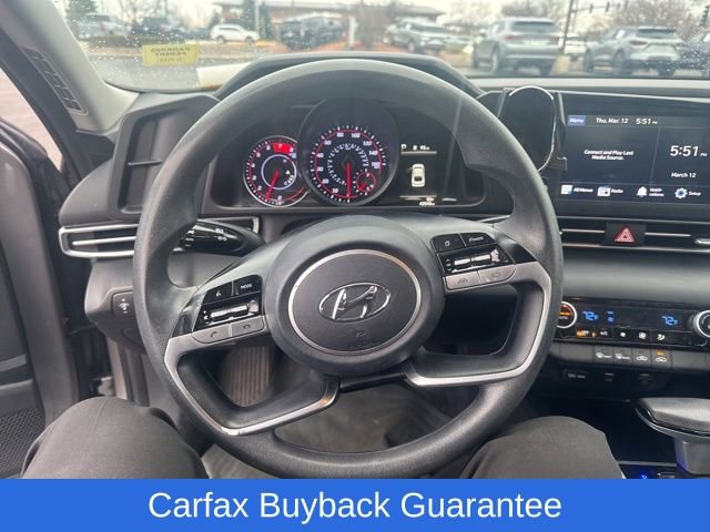 Used 2023 Hyundai Elantra SEL image 11