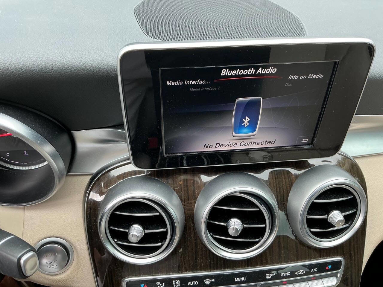 Used 2018 Mercedes-Benz C 300 Sedan image 12