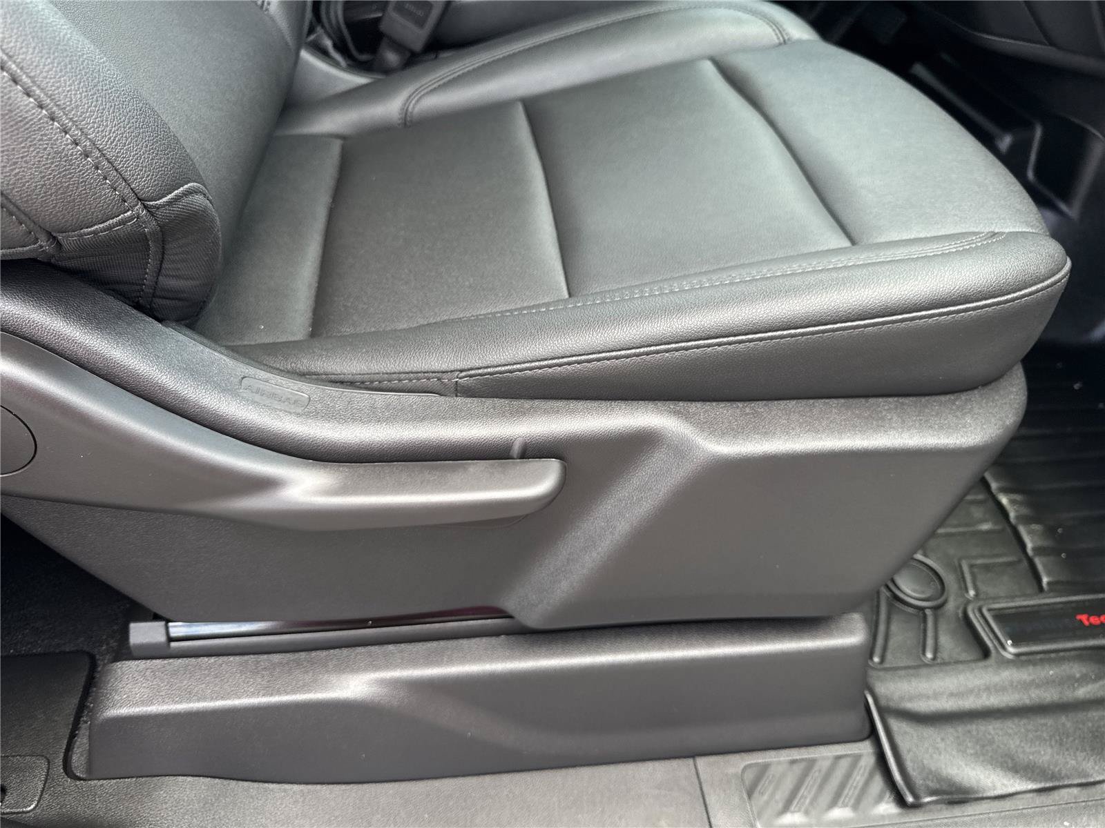 Used 2025 GMC Sierra 1500 Pro w/ Pro Value Package AWD/4WD image 29