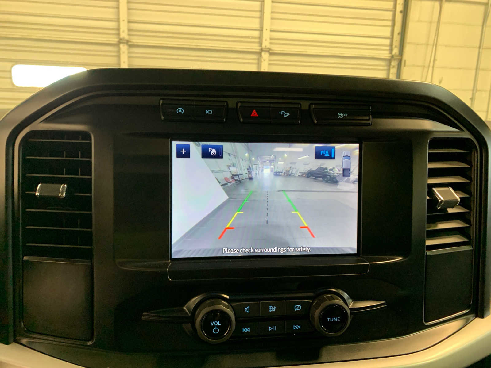 Used 2023 Ford F150 XL w/ Trailer Tow Package image 5