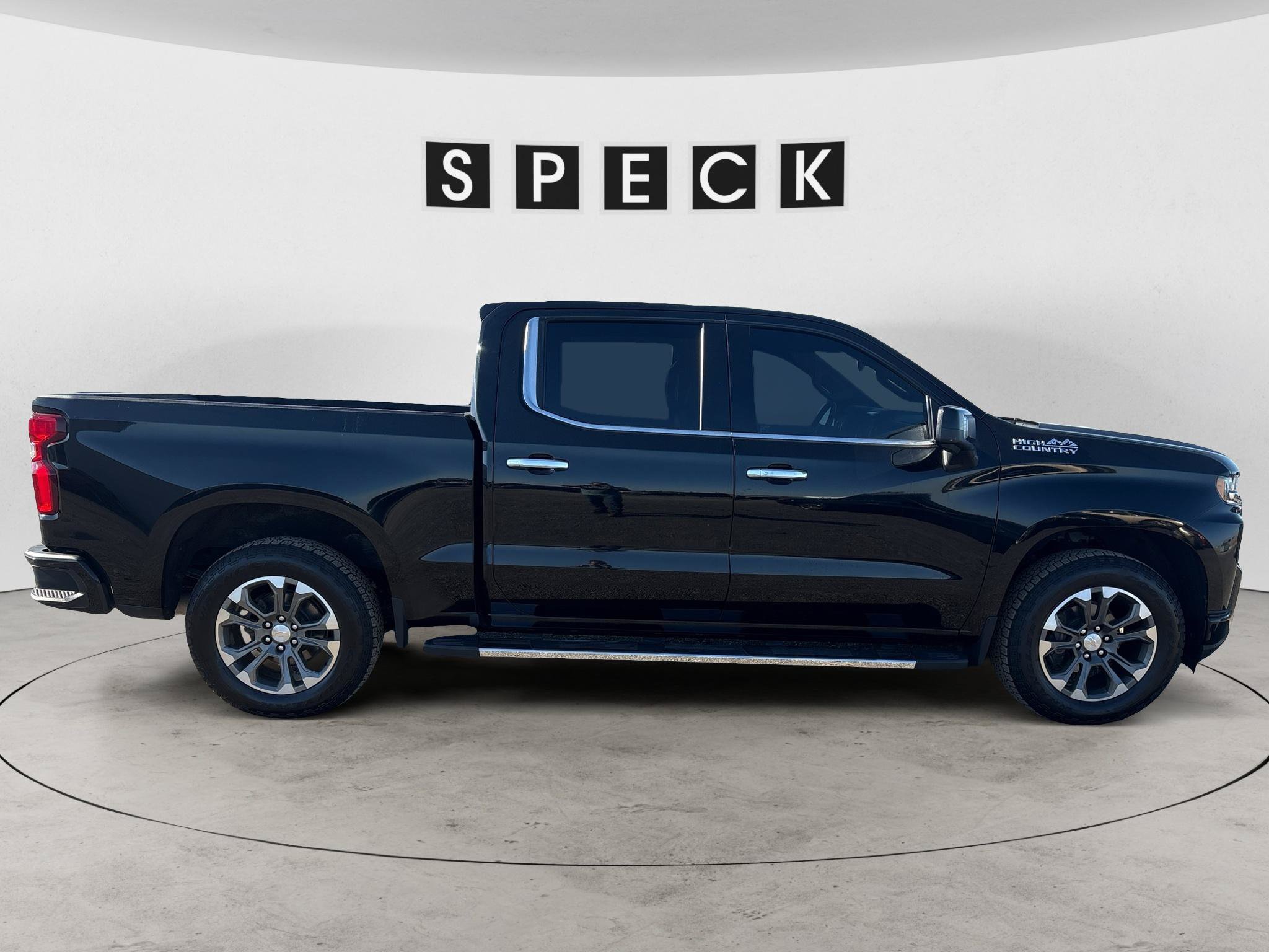 Used 2021 Chevrolet Silverado 1500 High Country AWD/4WD image 6