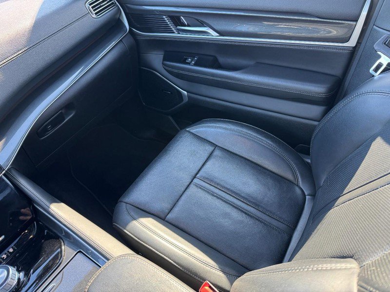 Used 2022 Jeep Wagoneer Series I w/ Premium Group I image 18