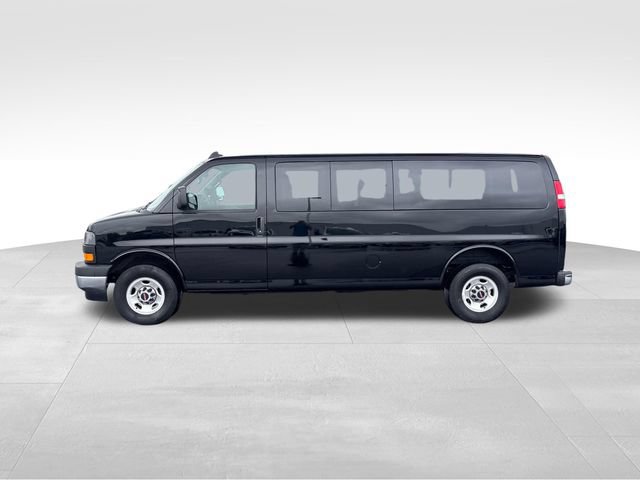 Used 2025 GMC Savana 3500 LT w/ LT Preferred Equipment Group RWD image 2