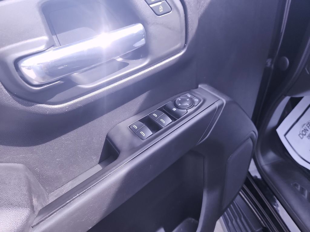 Used 2021 Chevrolet Silverado 1500 Custom image 19