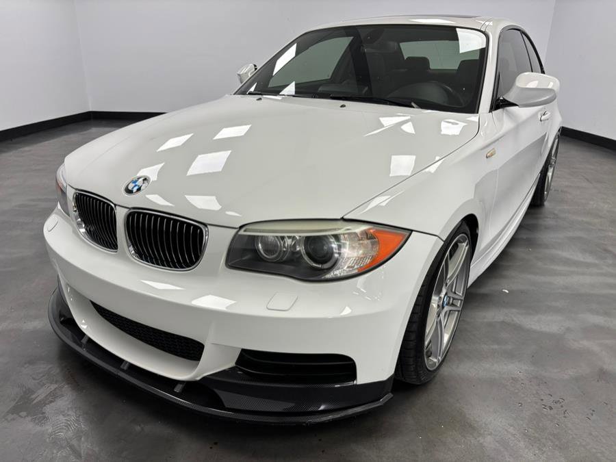 Used 2012 BMW 135i w/ M Sport Package w/ Premium Pkg image 2