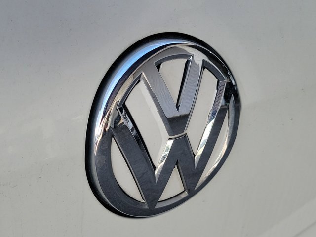 Used 2018 Volkswagen GTI S FWD image 10