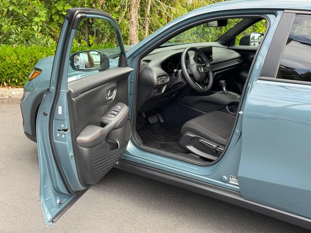 Certified 2024 Honda HR-V Sport image 8