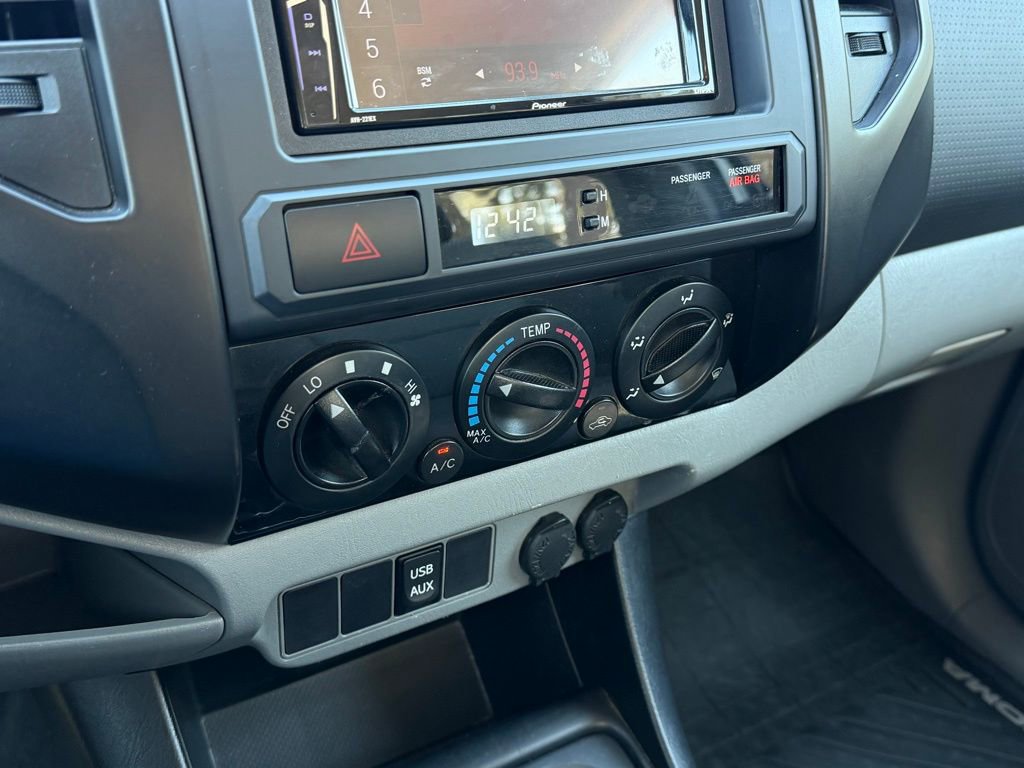 Used 2014 Toyota Tacoma PreRunner image 20