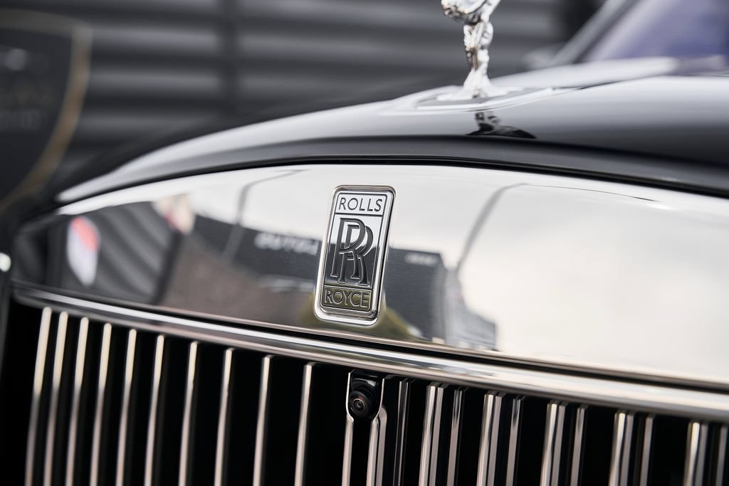 Used 2026 Rolls-Royce Cullinan AWD/4WD image 9