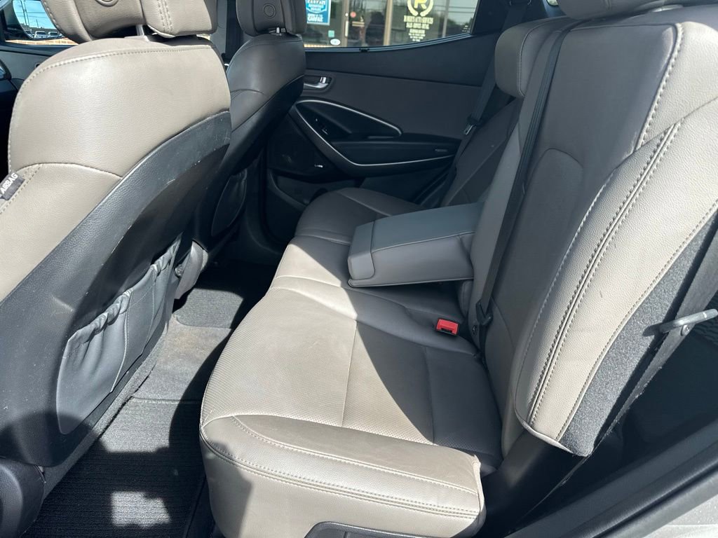 Used 2017 Hyundai Santa Fe Sport FWD image 16